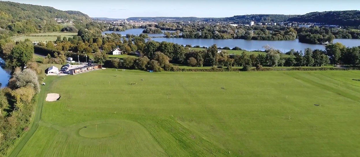 Vue aérienne du domaine du golf de Pont-Audemer